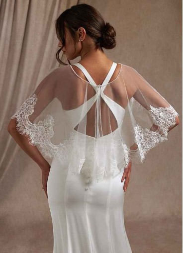 Pawzc Delight Lace Tulle Wrap