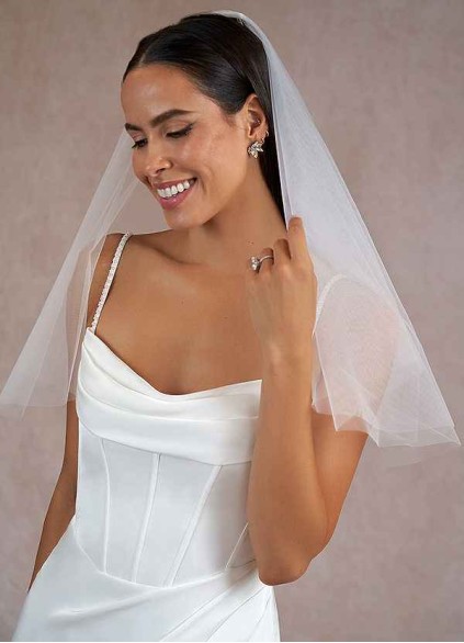 Hazel Veil